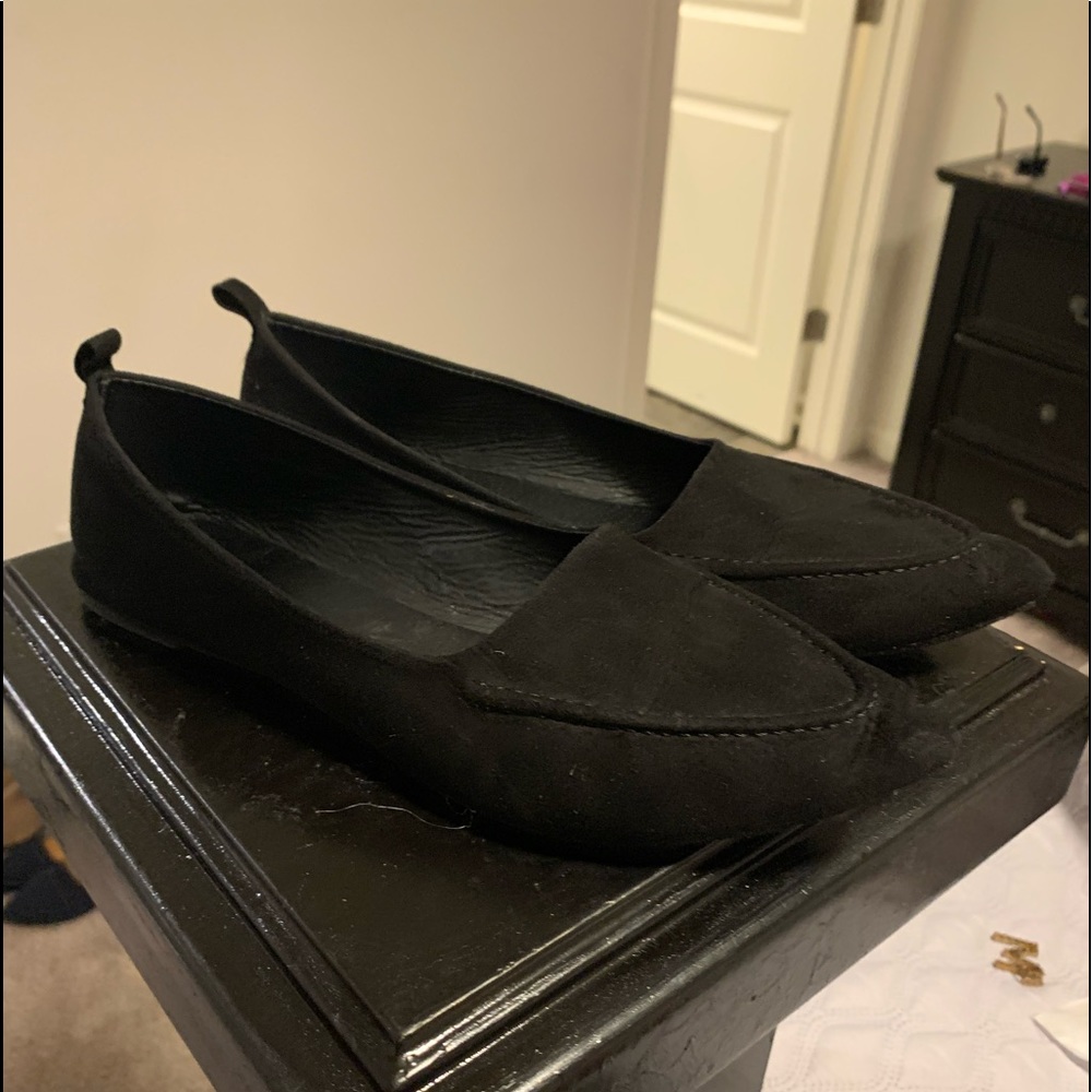 ‼️❤️Cute Black Flat Shoes‼️❤️